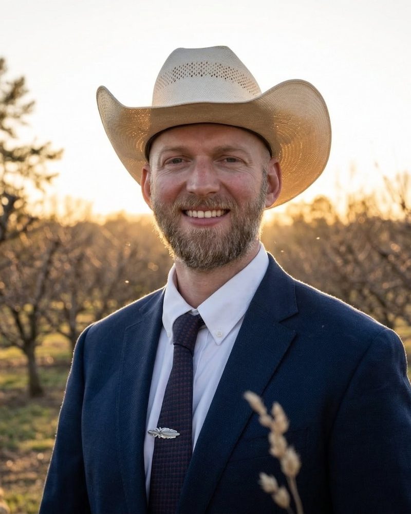 Luke Blaustein Headshot